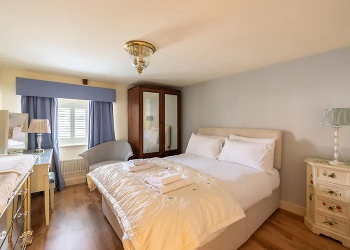 Wisteria In The Heart Of * Helmsley